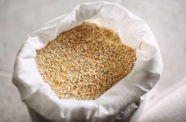 معتبرترین عرضه کنندگان کنجاله کنجد درجه یک در بازار تهران